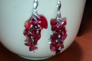 Сережки красный корал - Описание