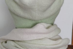 Шапочка и бактус с ангоровое пряжи - Описание