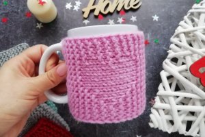 В'язаний чохол на чашку "Серце" - Опис