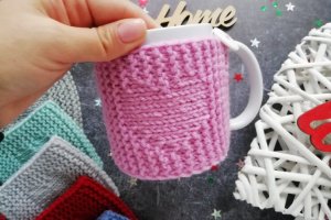 В'язаний чохол на чашку "Серце" - Опис