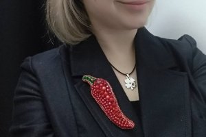 Брошь ,, Перчик " - Описание