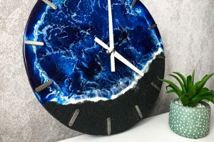 Настенные Часы «Night Storm» - Описание