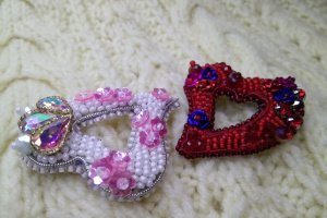 Набір брош '' Ніжне та Палке ''  - Опис