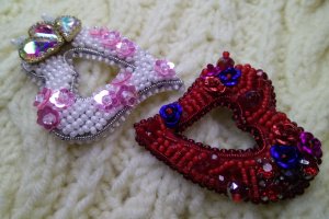 Набір брош '' Ніжне та Палке ''  - Опис