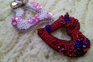 Набір брош '' Ніжне та Палке ''  - Опис