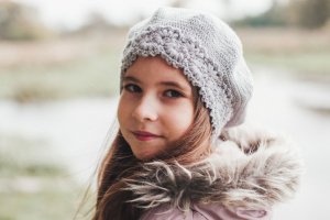 Берет с ажурной каймой - Описание