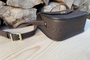 ЖІНОЧА ШКІРЯНА СУМКА "РОЗМАЙ" КОЛІР коричневий - Опис