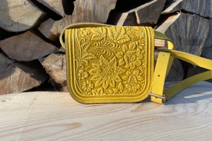 Сумки кожаные "Квитка" Желтый цвет - Описание