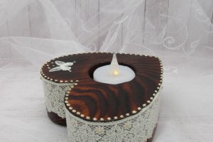 Деревянный подсвечник Сердце - Описание