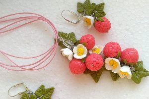 Кулон и серьги с Малинки