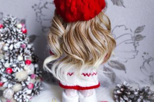 Адель - Опис