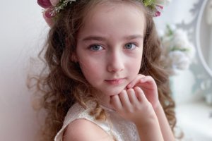 Вінок з піона малиново-персиковими - Опис