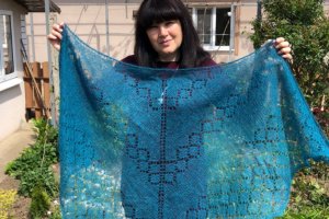 Работа Шаль Бирюзовая из кидмохера