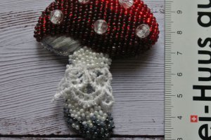 Брошь «Мухоморчик» - Описание