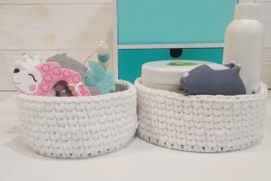 Набір білих трикотажних кошиків, 2 шт - Опис