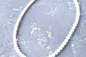 Колье из натурального жемчуга в серебре с кристаллами 2 сердца - Описание