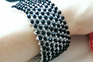 Широкий браслет из бисера и хрустальных бусин - Описание