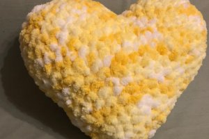Сердце, подушка из плюша - Описание
