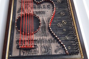 Картина валентинка "Струны гитары в твоем сердце" string art - Описание