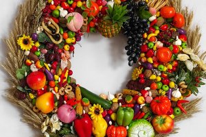 Український вінок ручної роботи на стіну, двері. Подарунок  - Опис