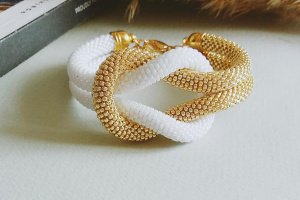 Браслет із японського бісеру ′White and gold′ - Опис