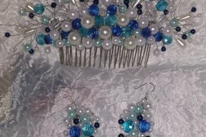 Комплект Гребінь для волосся + серожкі - ІНШІ РОБОТИ