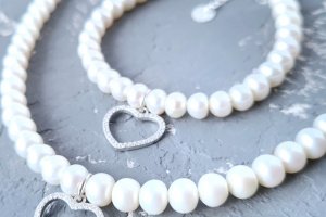 Браслет из натурального жемчуга в серебре сердце - Описание