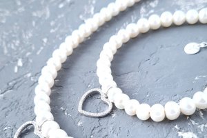 Браслет из натурального жемчуга в серебре сердце - Описание