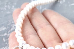 Срібло і натуральні перли кольє серце велике - Опис