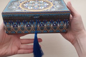 Шкатулка для украшений - Описание