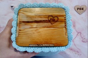 Маленьке крісло ляльки іграшки, меблі ручної роботи - Опис