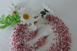 Колье Мраморный персик - Описание