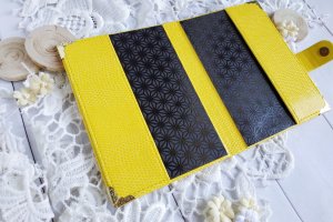 Обложка на паспорт украинский  / загран - Описание