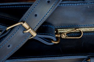 Шкіряна чоловіча сумка. Портфель під ноутбук - Опис