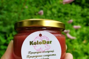 Набор шоколадный и клубничный крем мед с нашей пасеки.   - Описание