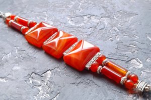 Браслет двухрядный из натурального сердолика