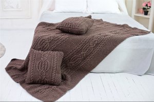Шикарный вязаный плед 150х220см - Описание