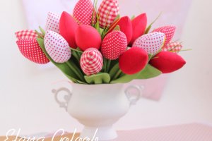 Букет красных тюльпанов Тильда - Описание