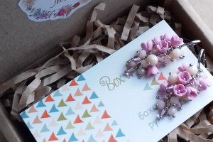 Рожеві сережки грона, сережки з квітами, ніжні сережки - Опис