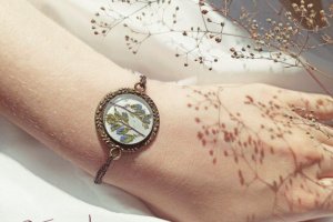 Великий круглий браслет з квітами, ажурний браслет