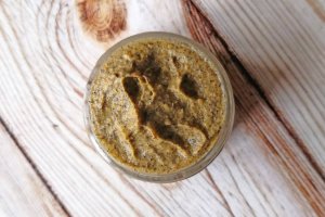 Маска для обличчя "Червона щітка та морква" - Опис