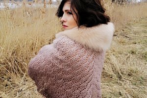 Ажурная шаль крючком - Описание