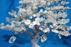 Мініатюрне деревце з бісеру - Опис