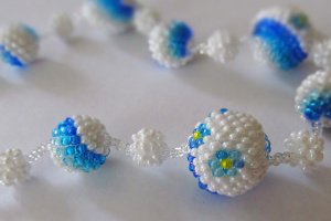 Намисто з обплетених бусин - ІНШІ РОБОТИ
