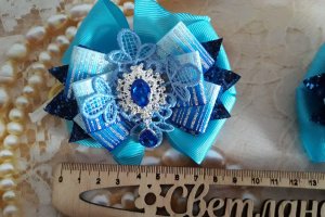 Бантики с косичками из конеколона - Описание