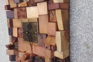 Настінні дерев'яні годинник ... - Опис