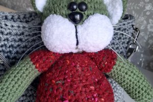 Вязаная игрушка амигуруми кот Клаус - Описание