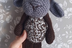 Вязаная игрушка амигуруми барашек Чахлик - Описание