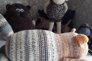 Вязаная игрушка амигуруми кот Обормот - Описание