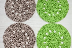 Работа Вязаная подставка под чашку